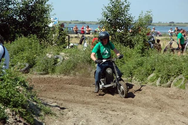 2007 Tholen