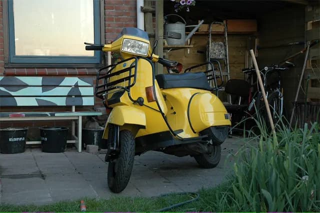 Previous Vespa's