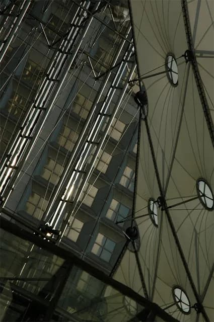 2005 Parijs - Den Haag - Parijs