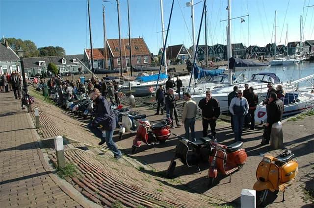 2005 AVC Marken Run