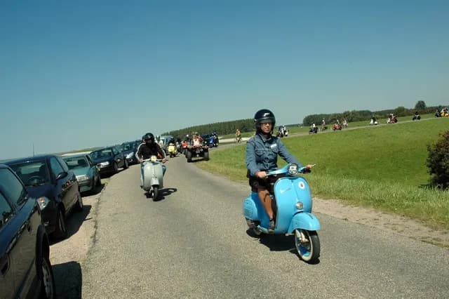 2007 Tholen