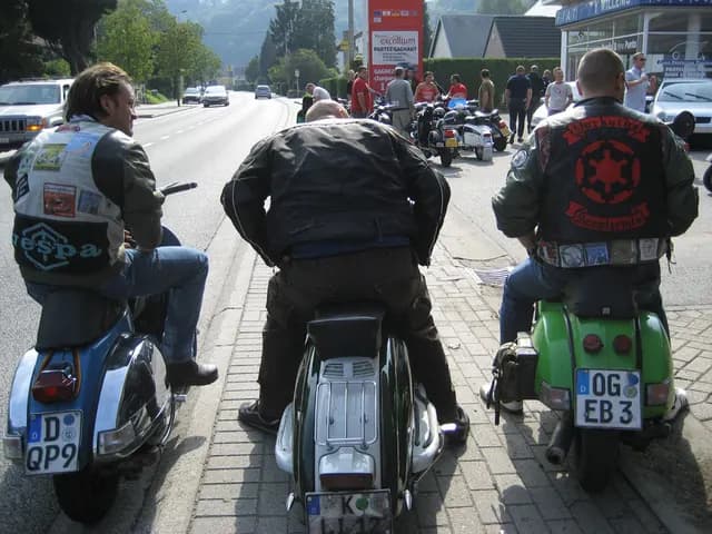 2006 Vespa run Luik