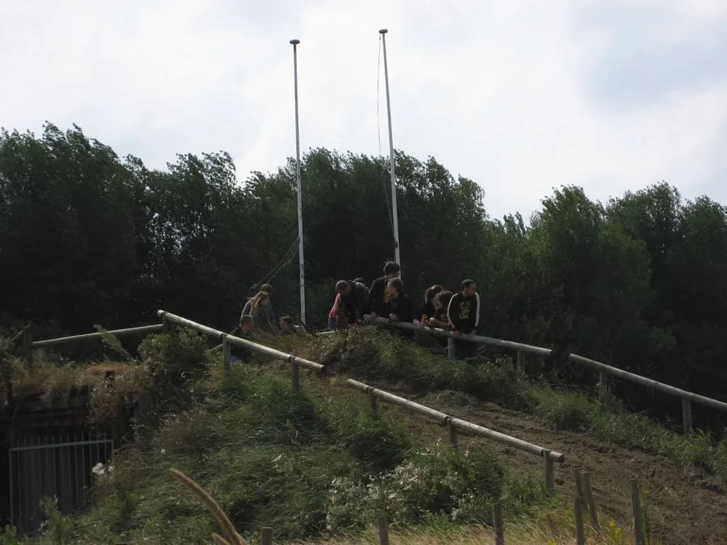 2006 Tholen