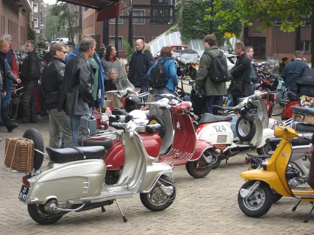 2006 Tholen