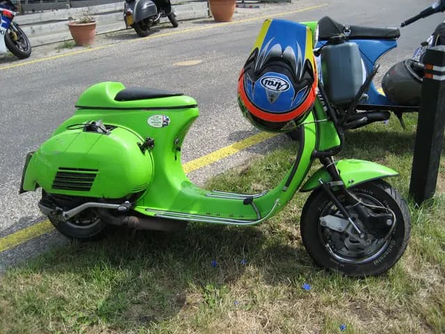 2006 Tholen