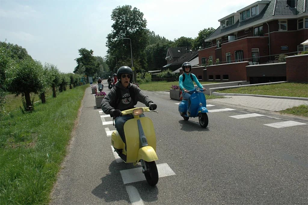 2005 HVC, AVC, Motoplanet ride