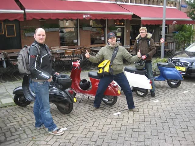 2006 Tholen