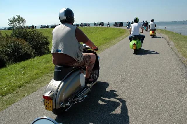2007 Tholen