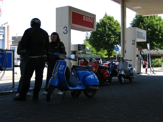 2006 AVC Hits Antwerp