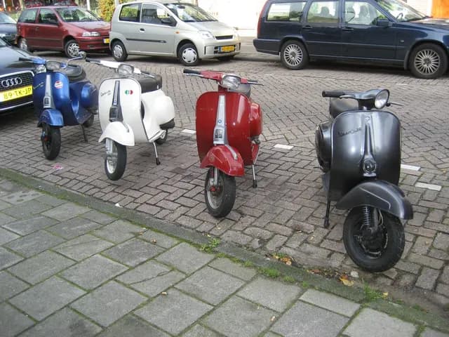 2006 Tholen