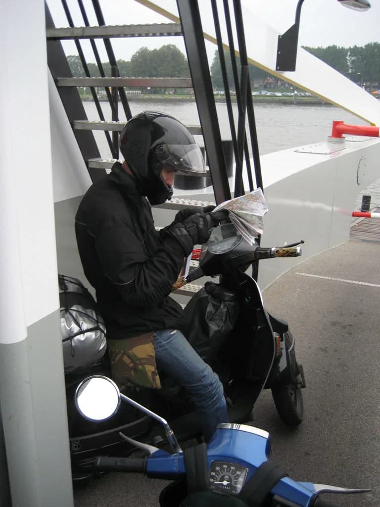 2006 Vespa run Luik
