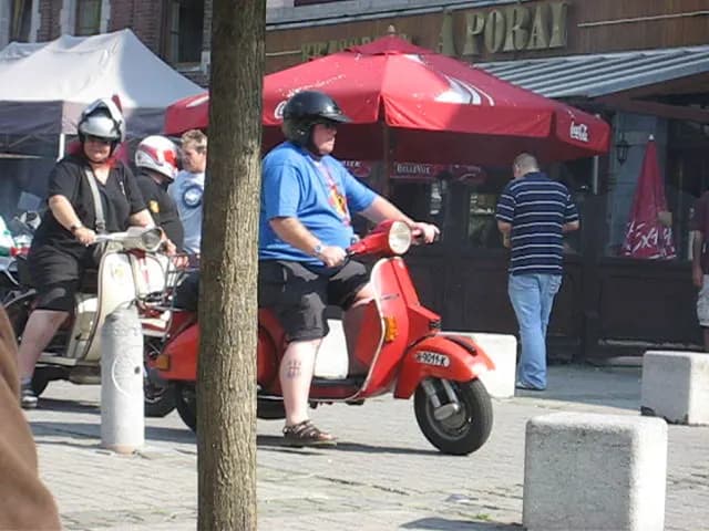 2006 Vespa run Luik