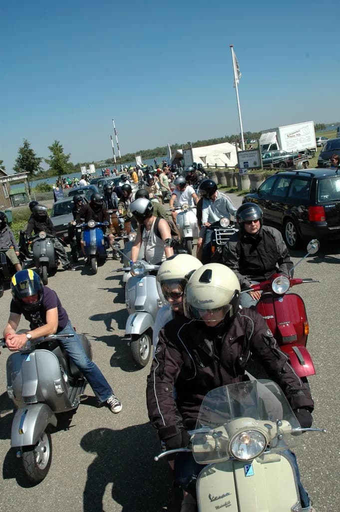 2007 Tholen