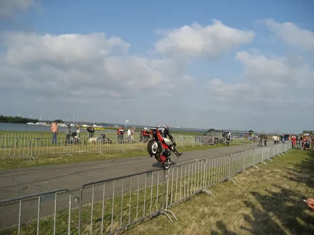 2006 Tholen
