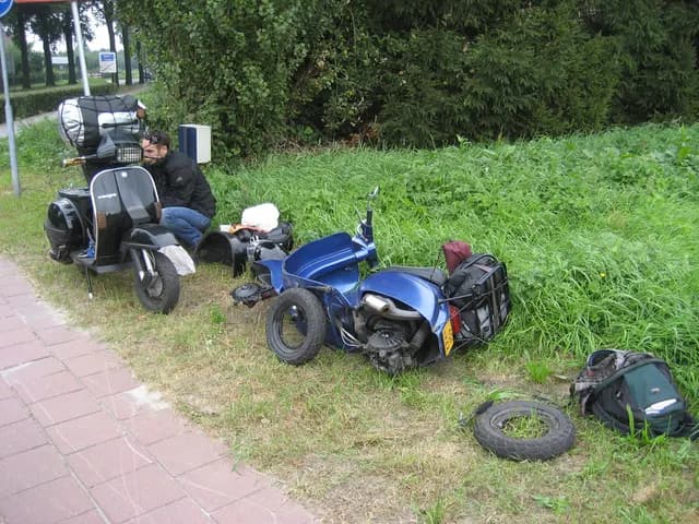 2006 Vespa run Luik