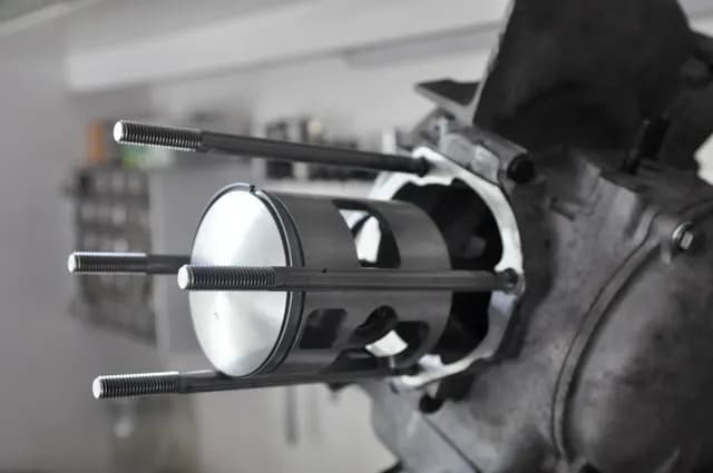 P200 Polini 221 - Engine Buildup