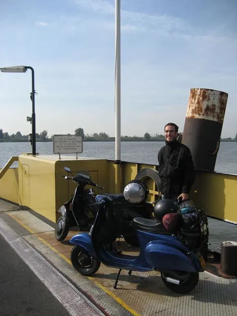 2006 Vespa run Luik