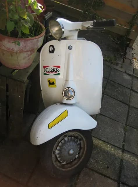 Previous Vespa's