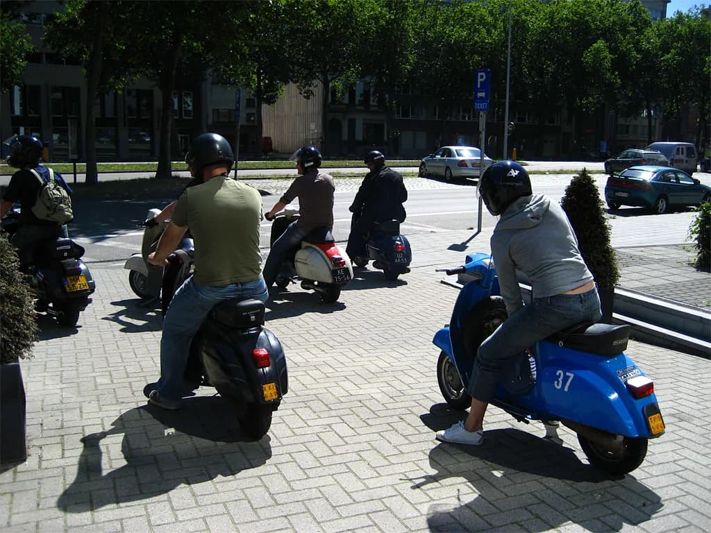2006 AVC Hits Antwerp