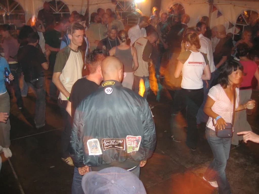2006 Tholen