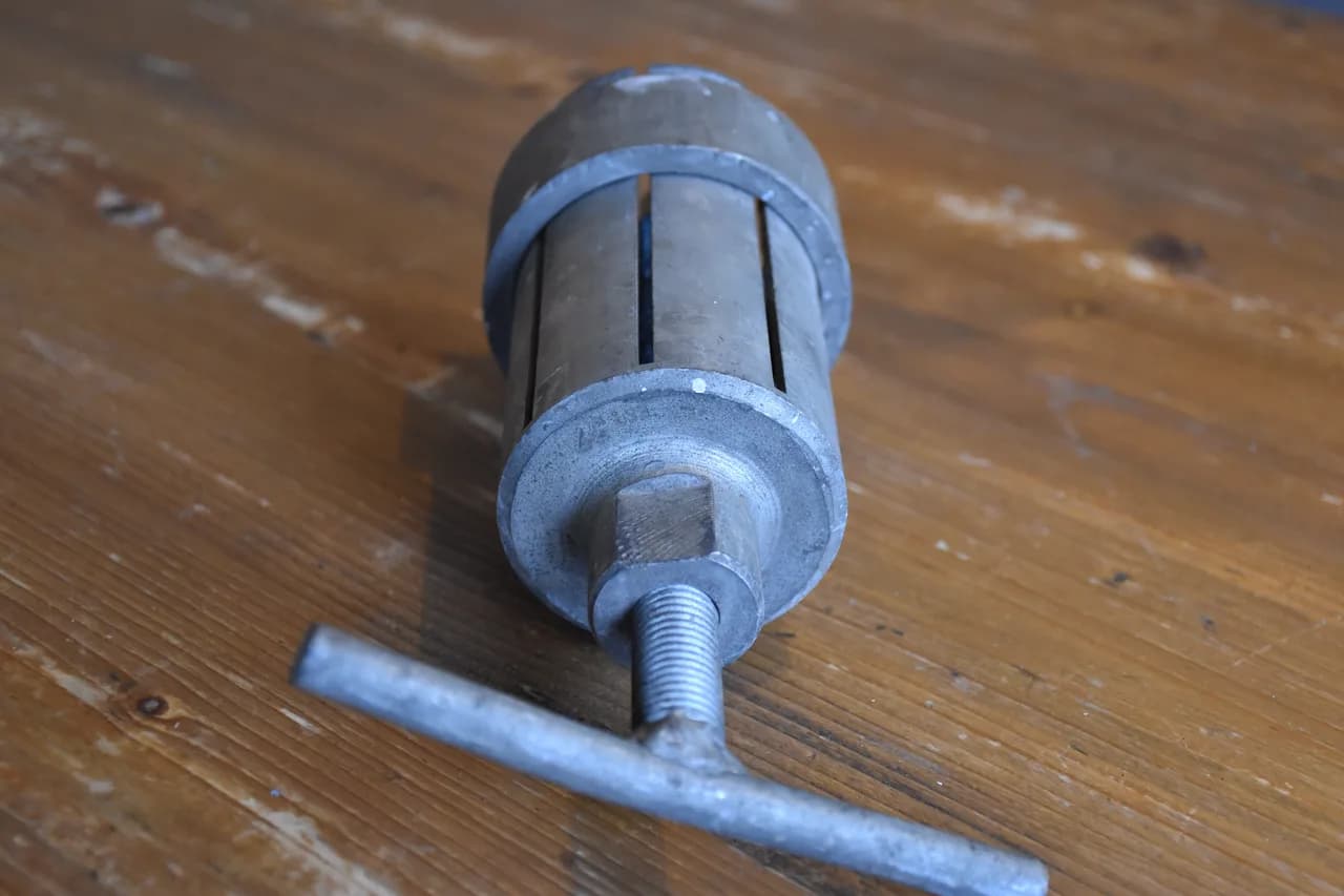 Vespa Tools