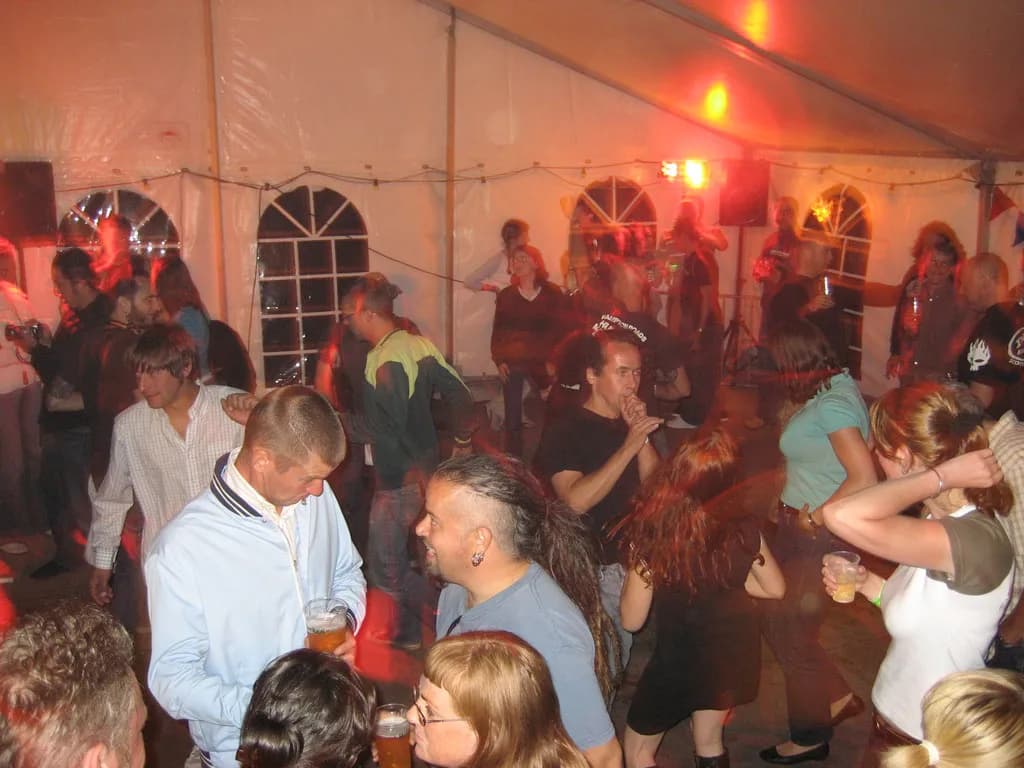 2006 Tholen