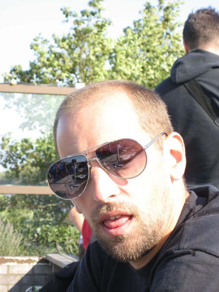 2006 Tholen