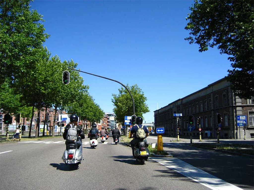 2006 AVC Hits Antwerp