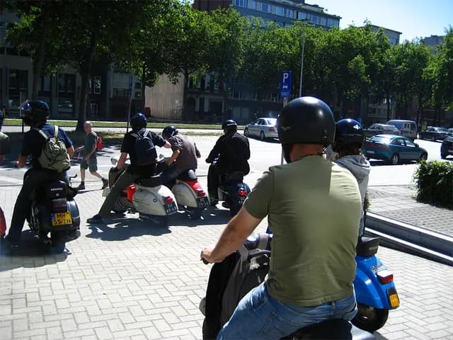 2006 AVC Hits Antwerp