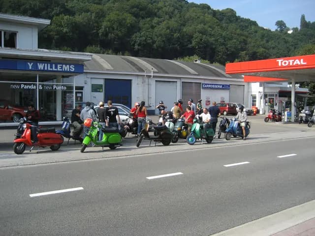 2006 Vespa run Luik