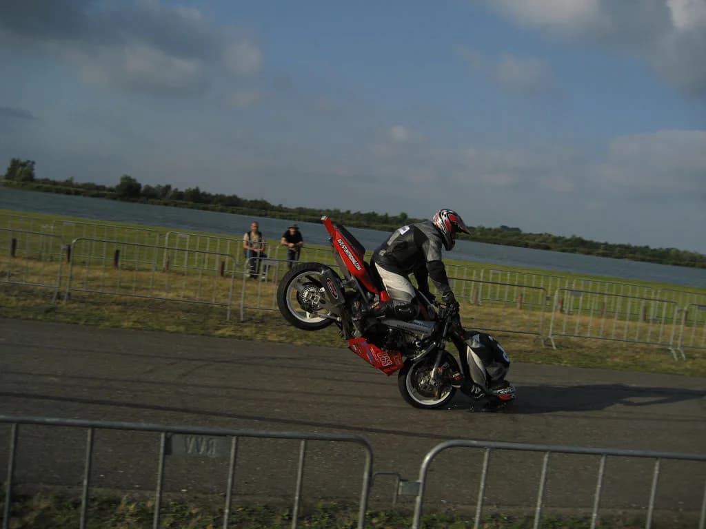 2006 Tholen
