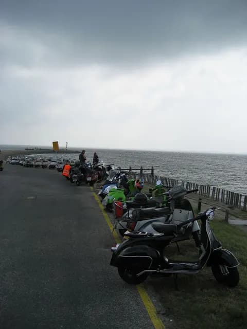 2006 Tholen