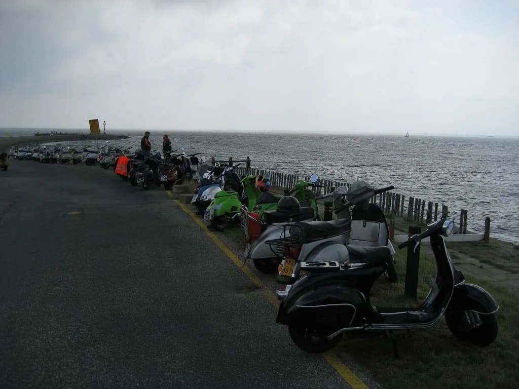 2006 Tholen
