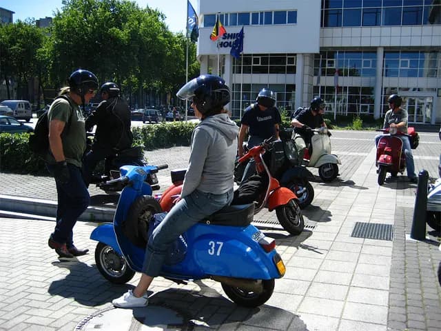 2006 AVC Hits Antwerp