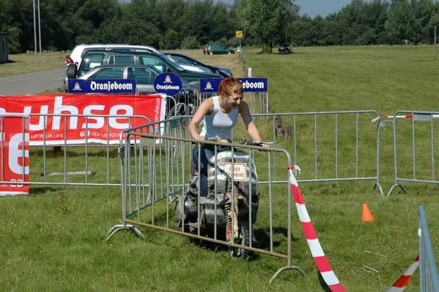2007 Tholen