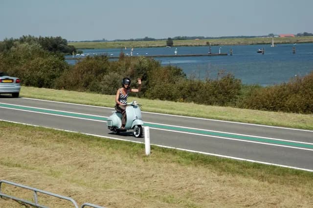 2007 Tholen