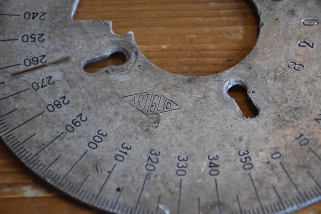 Vespa Tools