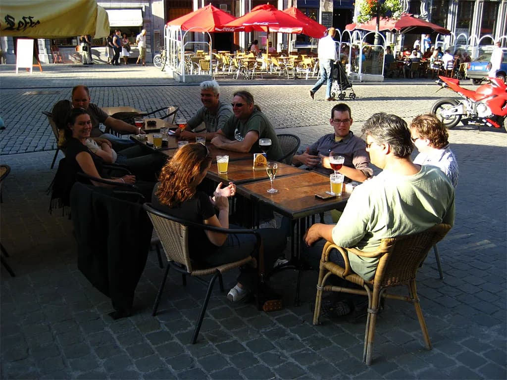 2006 AVC Hits Antwerp