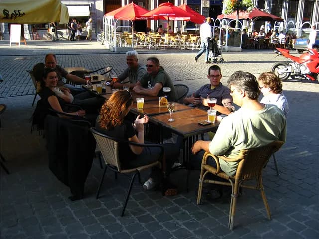 2006 AVC Hits Antwerp
