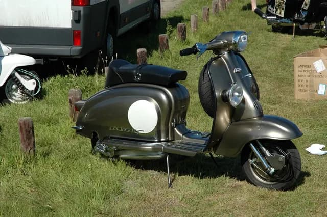 2007 Tholen