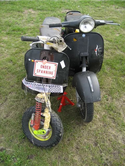 2006 Tholen