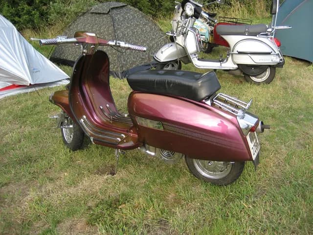 2006 Tholen