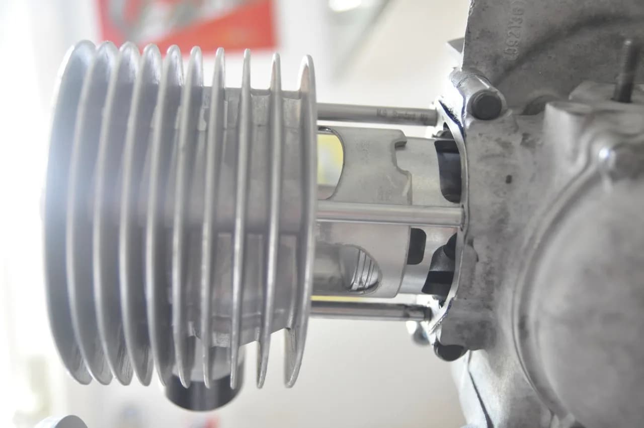 P200 Polini 221 - Engine Buildup