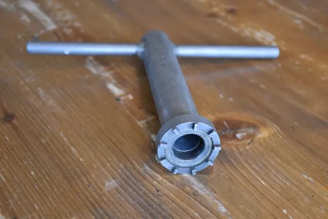 Vespa Tools