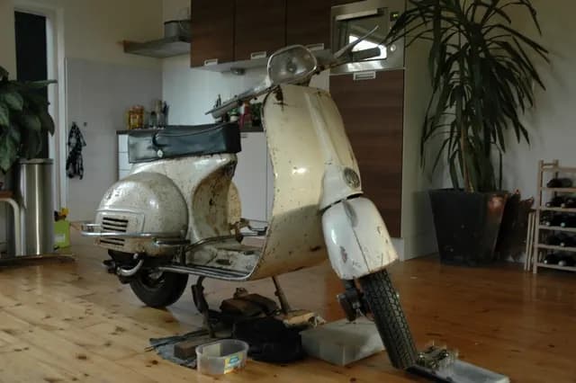 Previous Vespa's