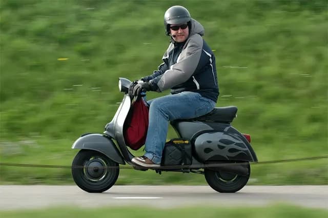 Previous Vespa's