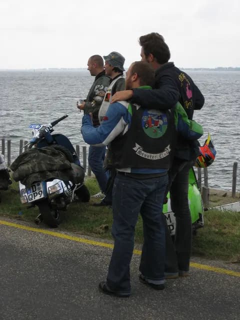 2006 Tholen