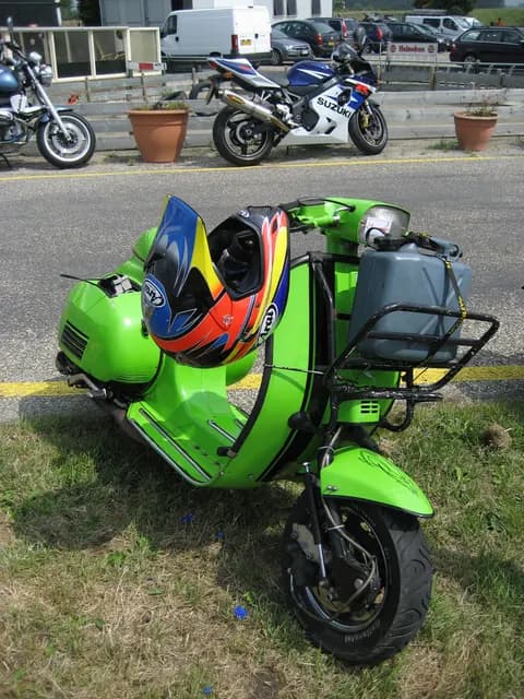 2006 Tholen