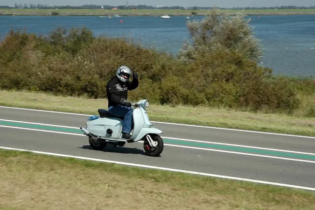 2007 Tholen