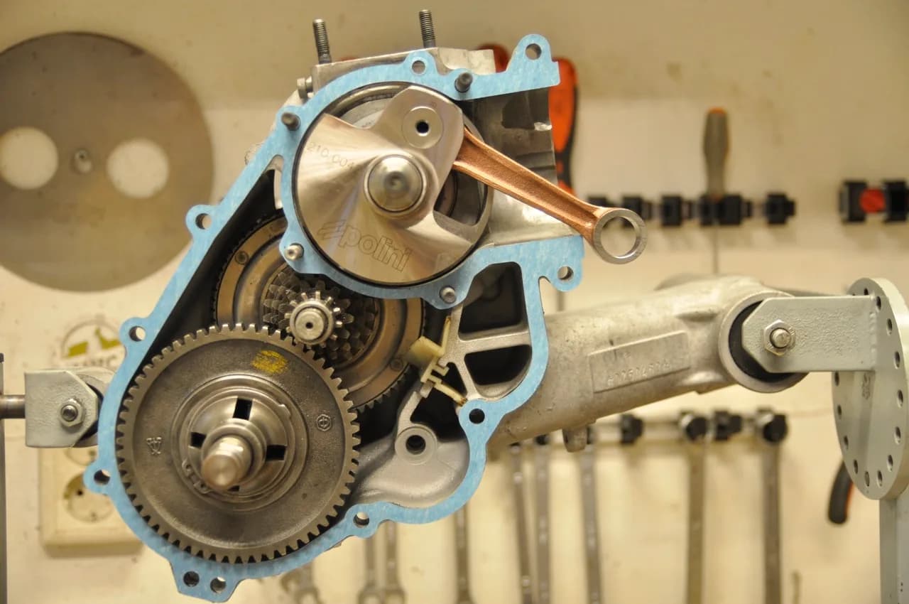 P200 Polini 221 - Engine Buildup